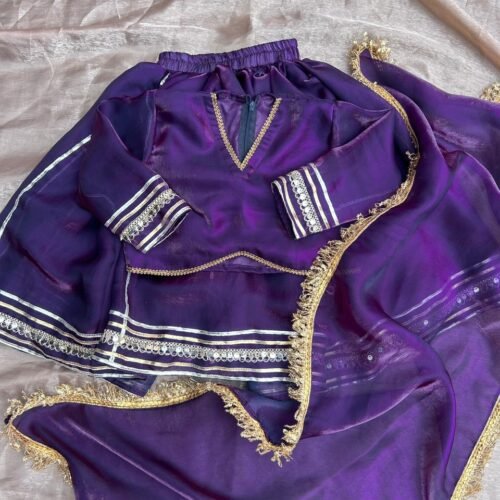 Zarina set