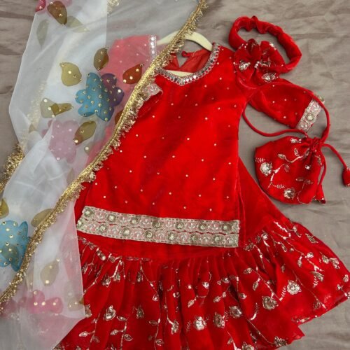 adhira set